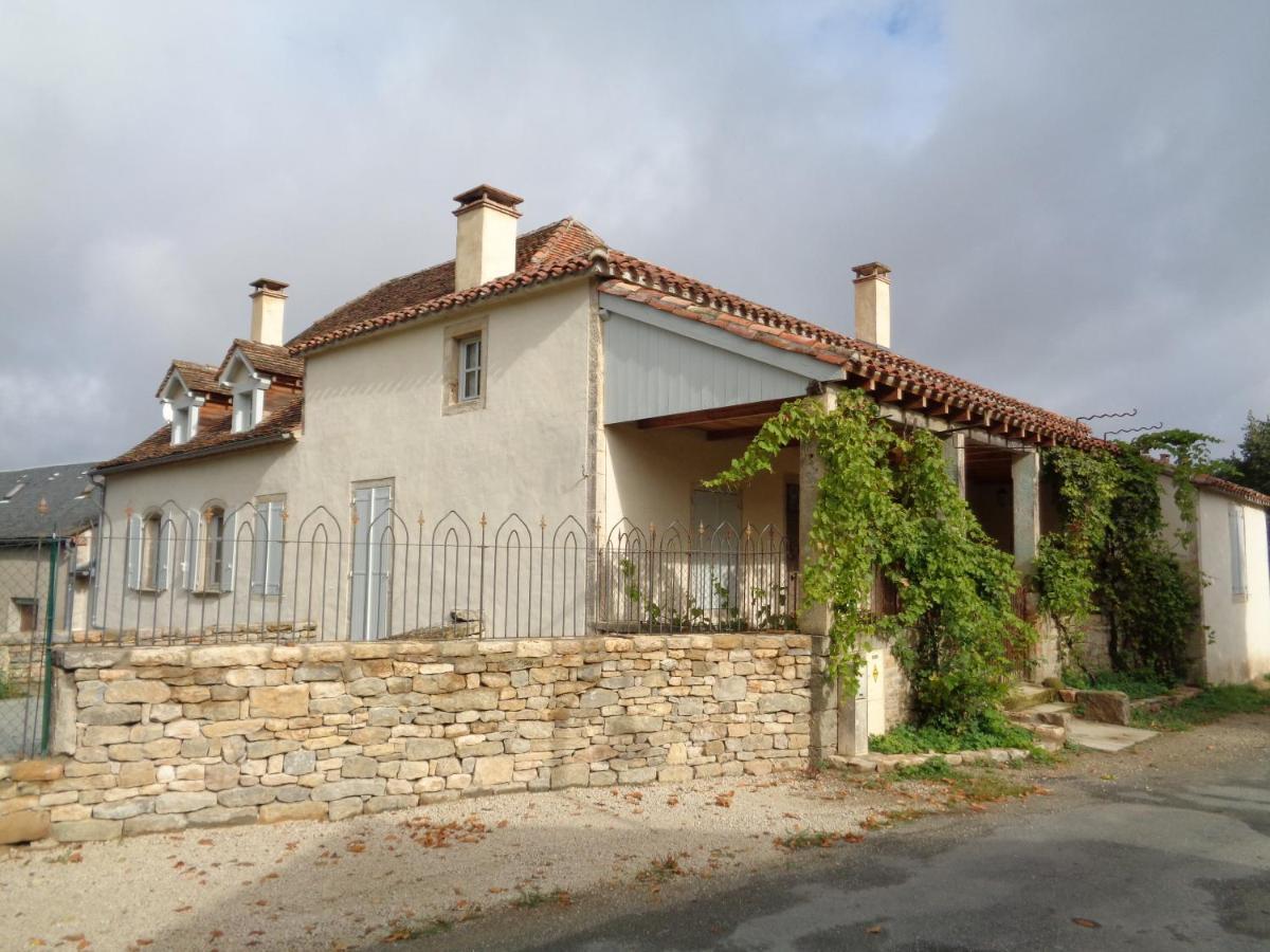 Le Logis Du Foirail Lägenhet Saint-Projet  Exteriör bild